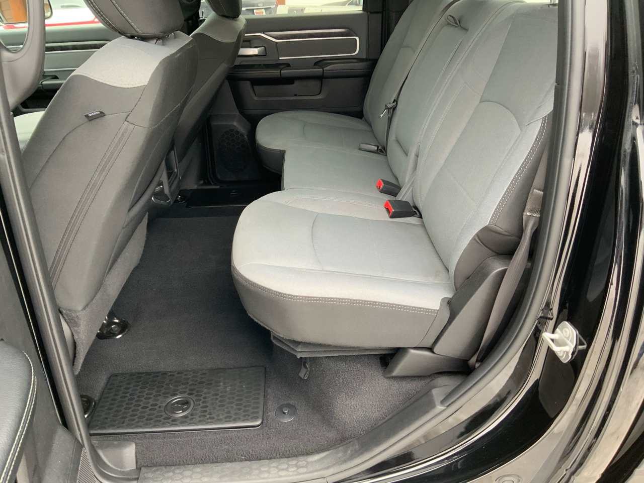 RAM 2500 Tradesman Crew Cab SWB 4WD 2021