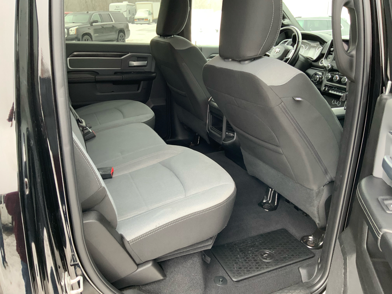 RAM 2500 Tradesman Crew Cab SWB 4WD 2021