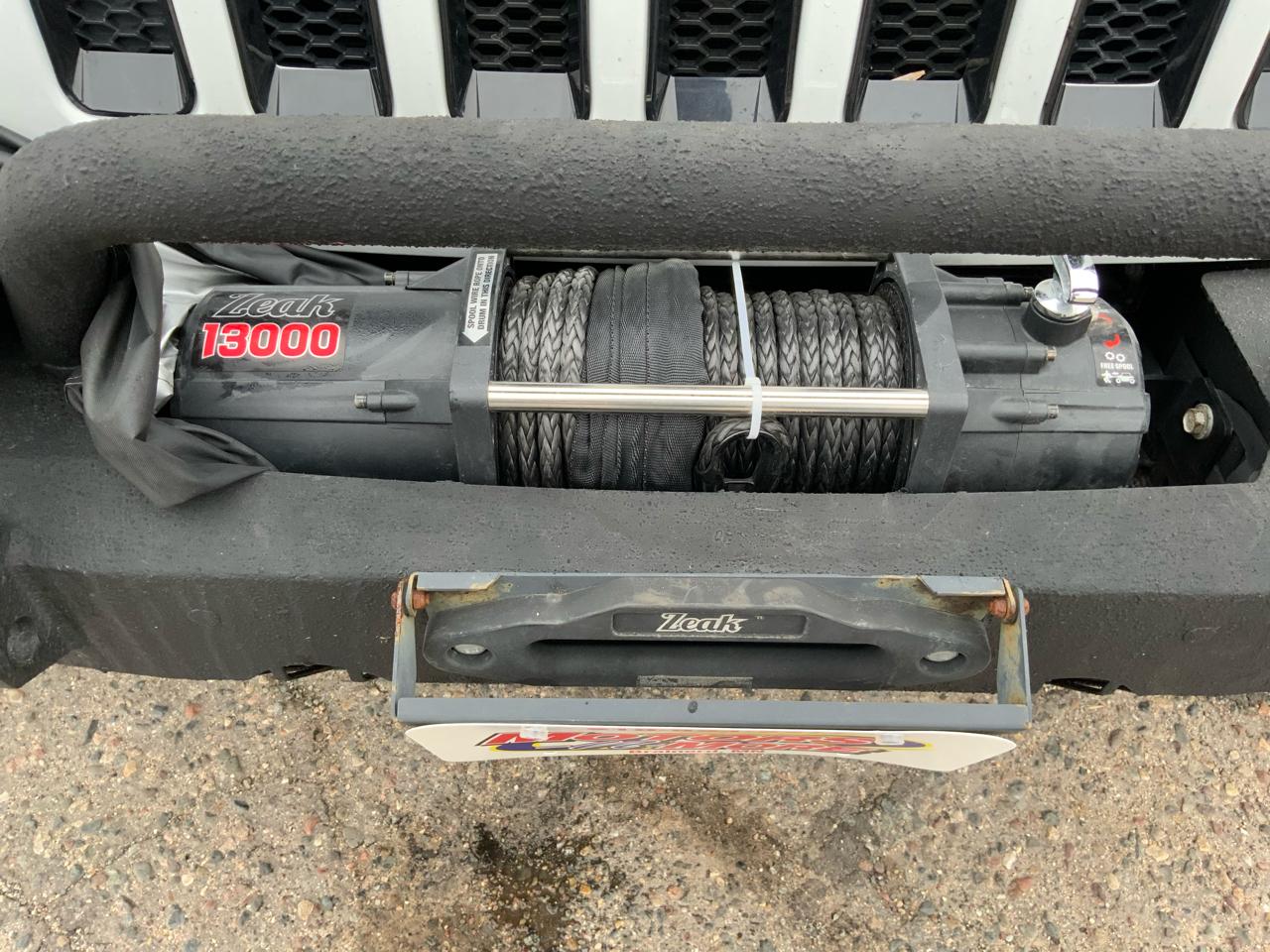 Jeep Wrangler Sport 4WD 2019