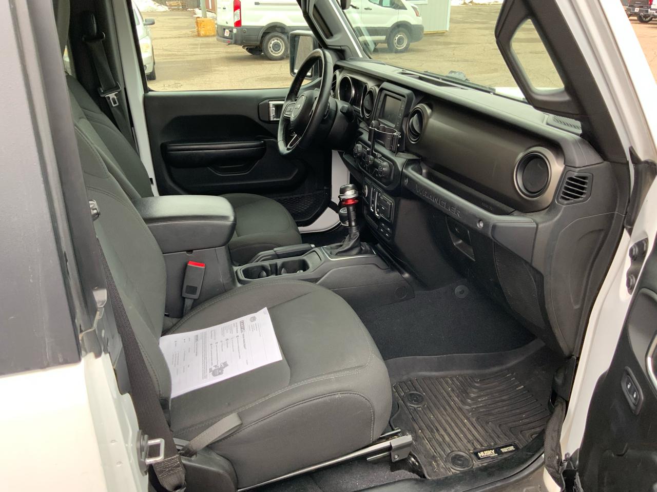 Jeep Wrangler Sport 4WD 2019