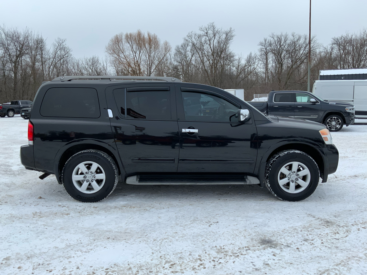 Nissan Armada SE 4WD 2010