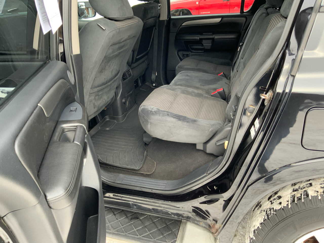 Nissan Armada SE 4WD 2010