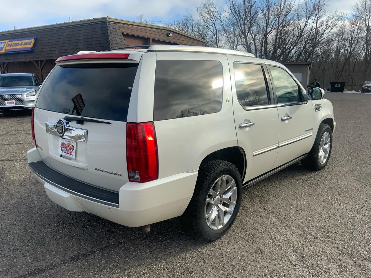 Cadillac Escalade Hybrid 4WD 2012
