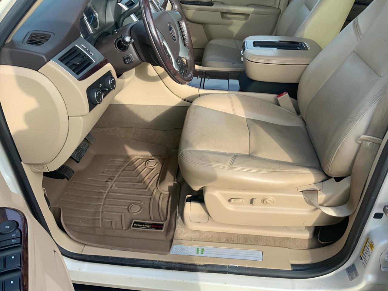 Cadillac Escalade Hybrid 4WD 2012