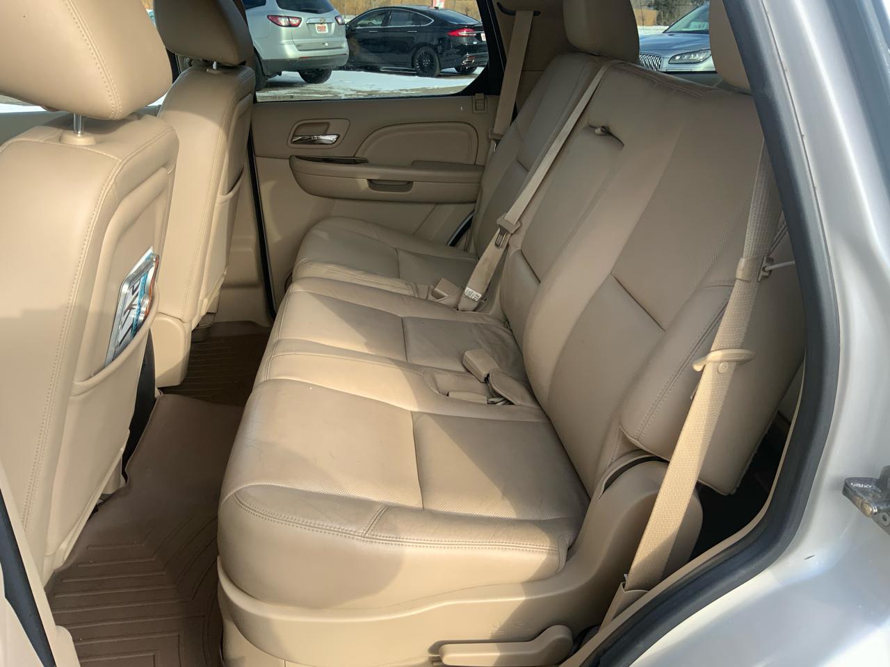 Cadillac Escalade Hybrid 4WD 2012