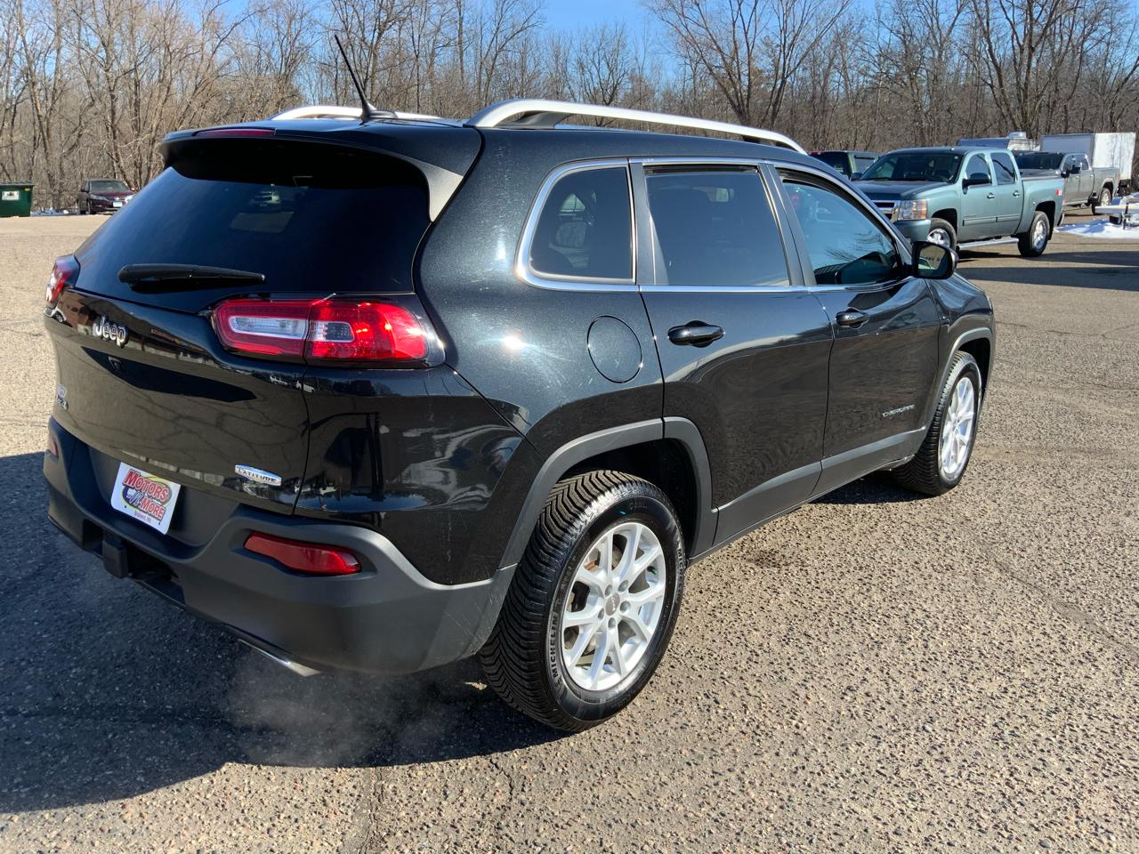 Jeep Cherokee Latitude 4WD 2015