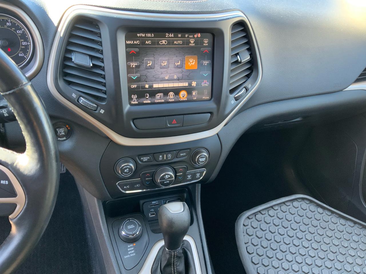 Jeep Cherokee Latitude 4WD 2015