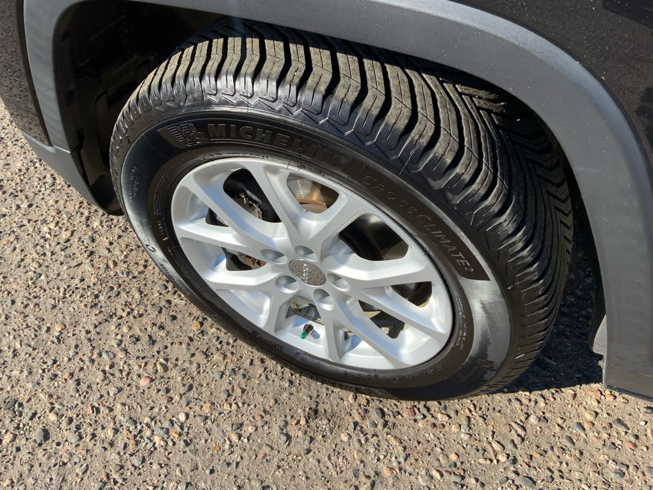 Jeep Cherokee Latitude 4WD 2015