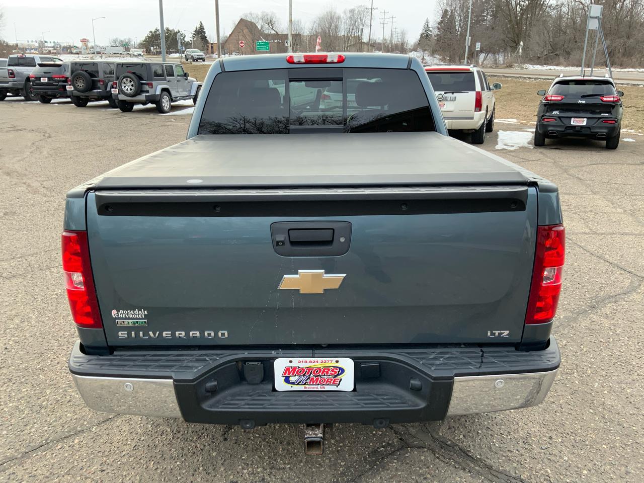 Chevrolet Silverado 1500 LTZ Crew Cab 4WD 2011