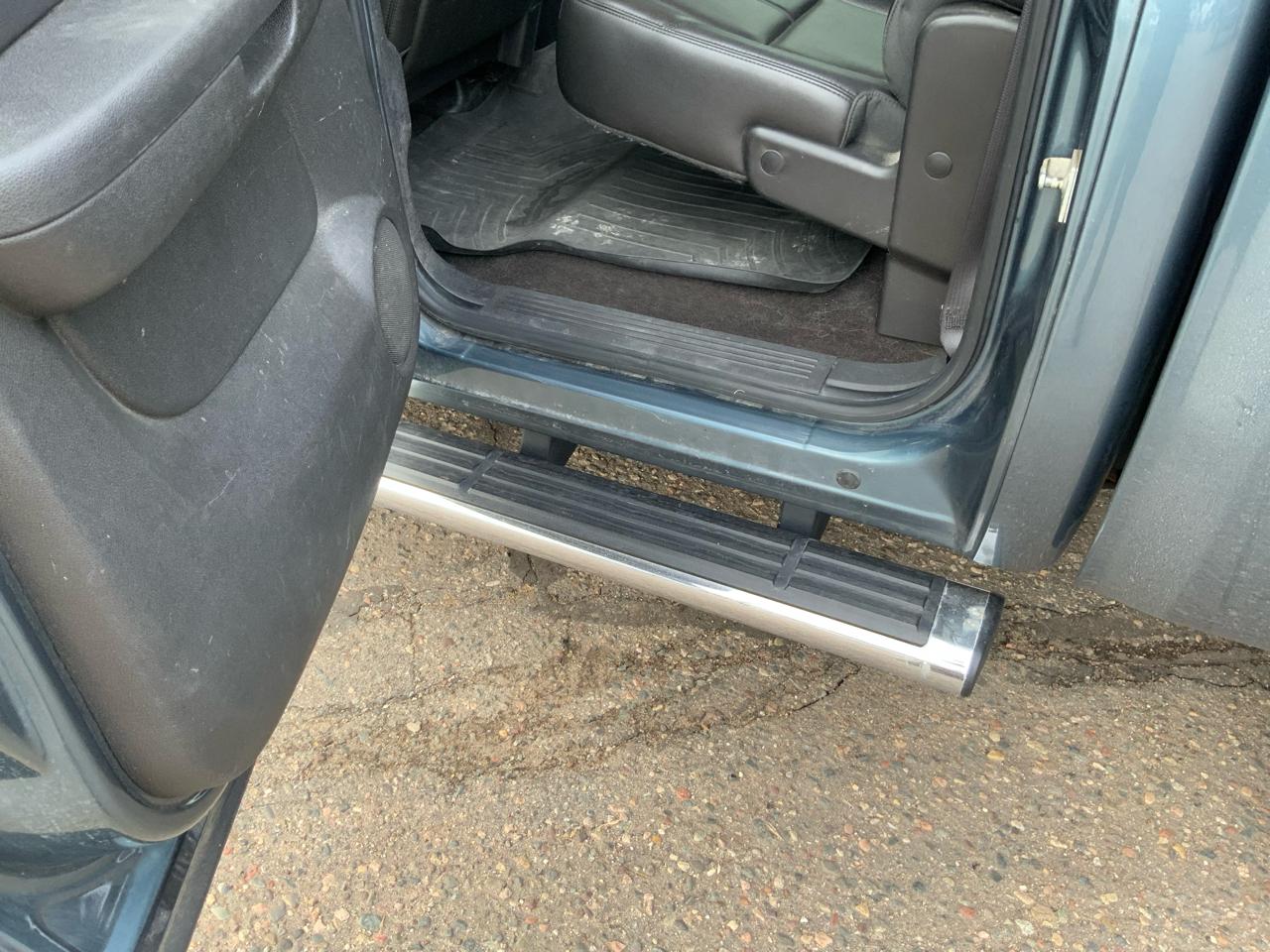 Chevrolet Silverado 1500 LTZ Crew Cab 4WD 2011