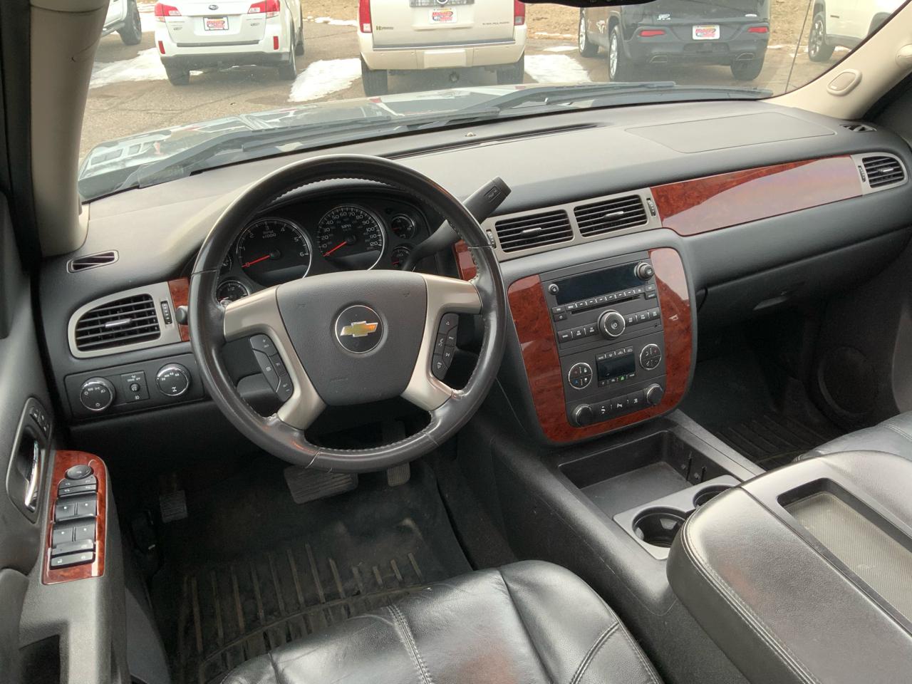 Chevrolet Silverado 1500 LTZ Crew Cab 4WD 2011