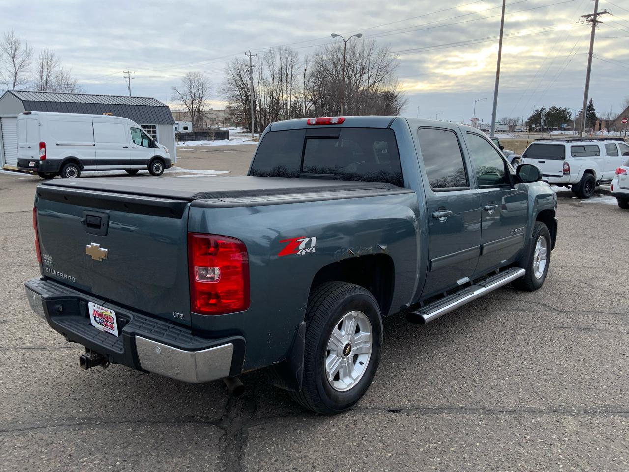 Chevrolet Silverado 1500 LTZ Crew Cab 4WD 2011
