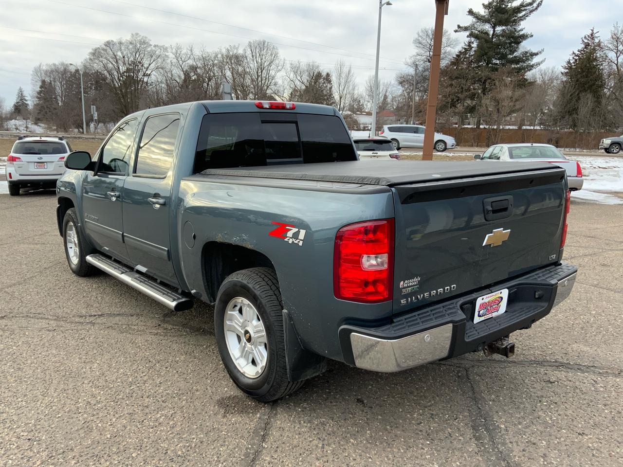Chevrolet Silverado 1500 LTZ Crew Cab 4WD 2011