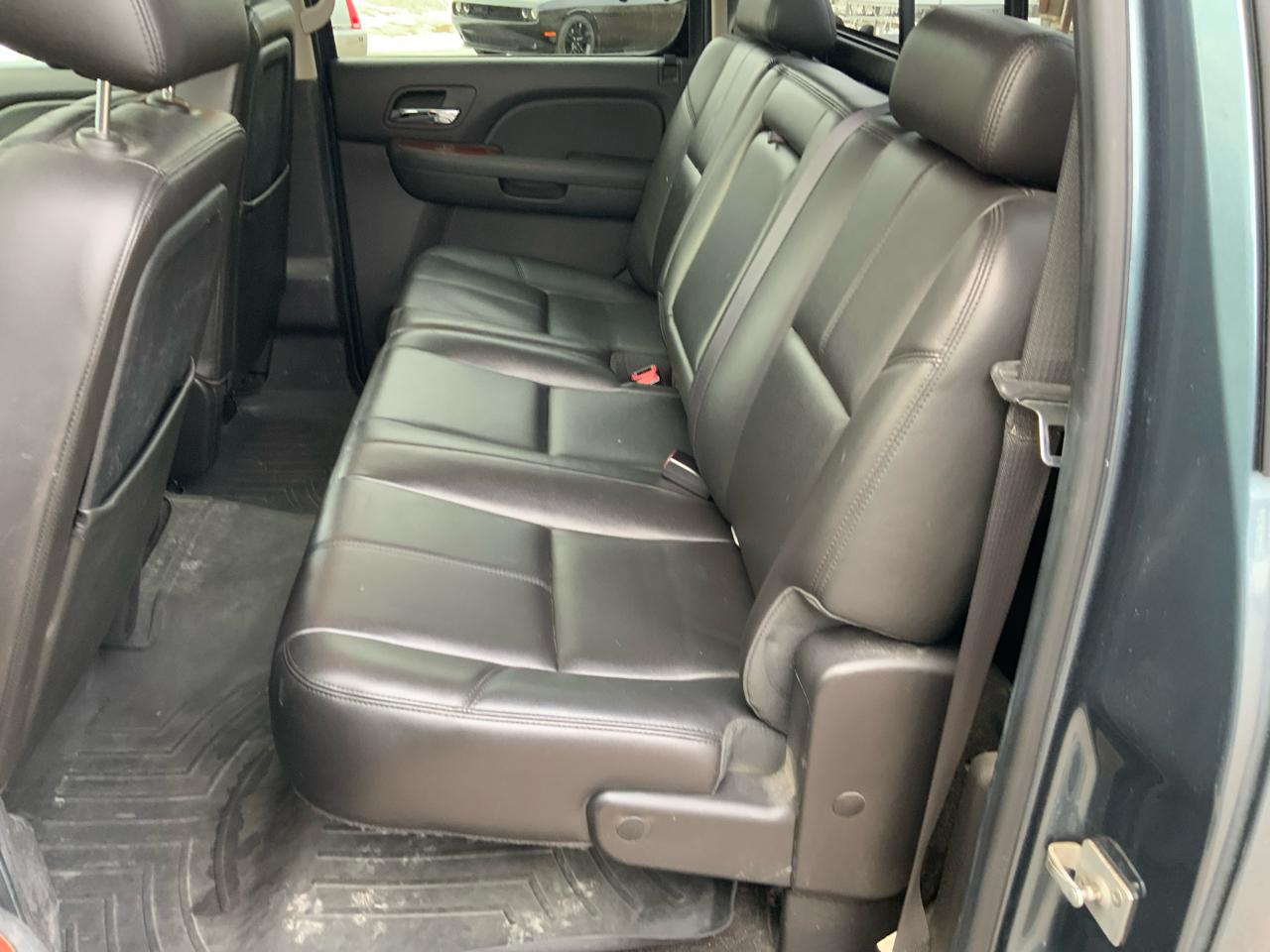 Chevrolet Silverado 1500 LTZ Crew Cab 4WD 2011