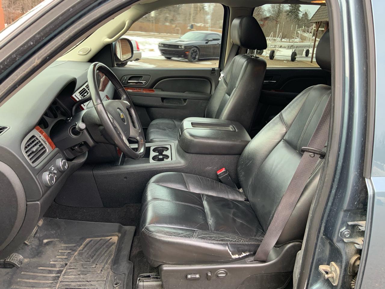 Chevrolet Silverado 1500 LTZ Crew Cab 4WD 2011