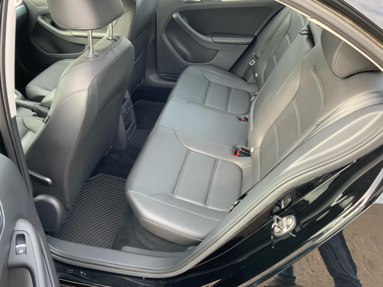 Volkswagen Jetta SE 2013