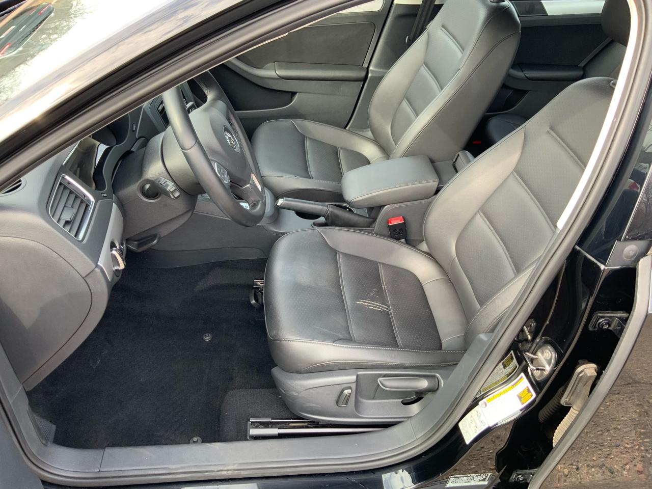 Volkswagen Jetta SE 2013