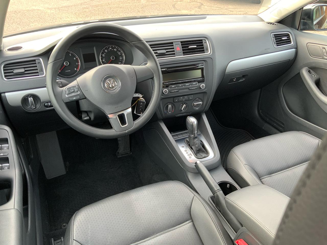 Volkswagen Jetta SE 2013