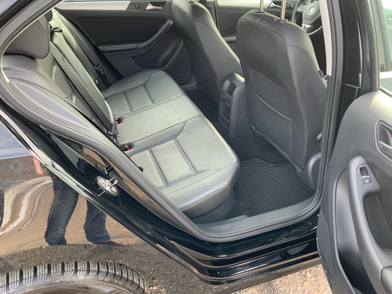 Volkswagen Jetta SE 2013