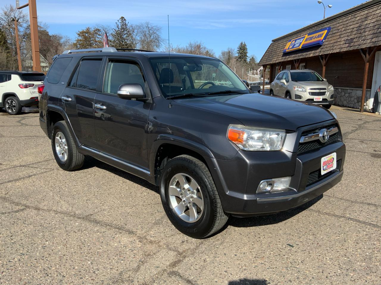 Toyota 4Runner SR5 4WD 2012