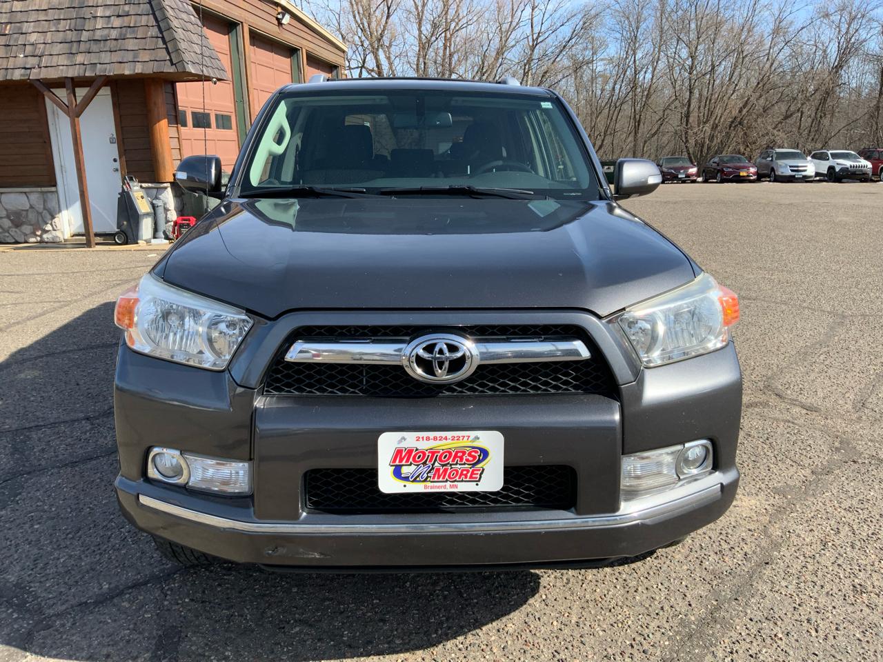 Toyota 4Runner SR5 4WD 2012