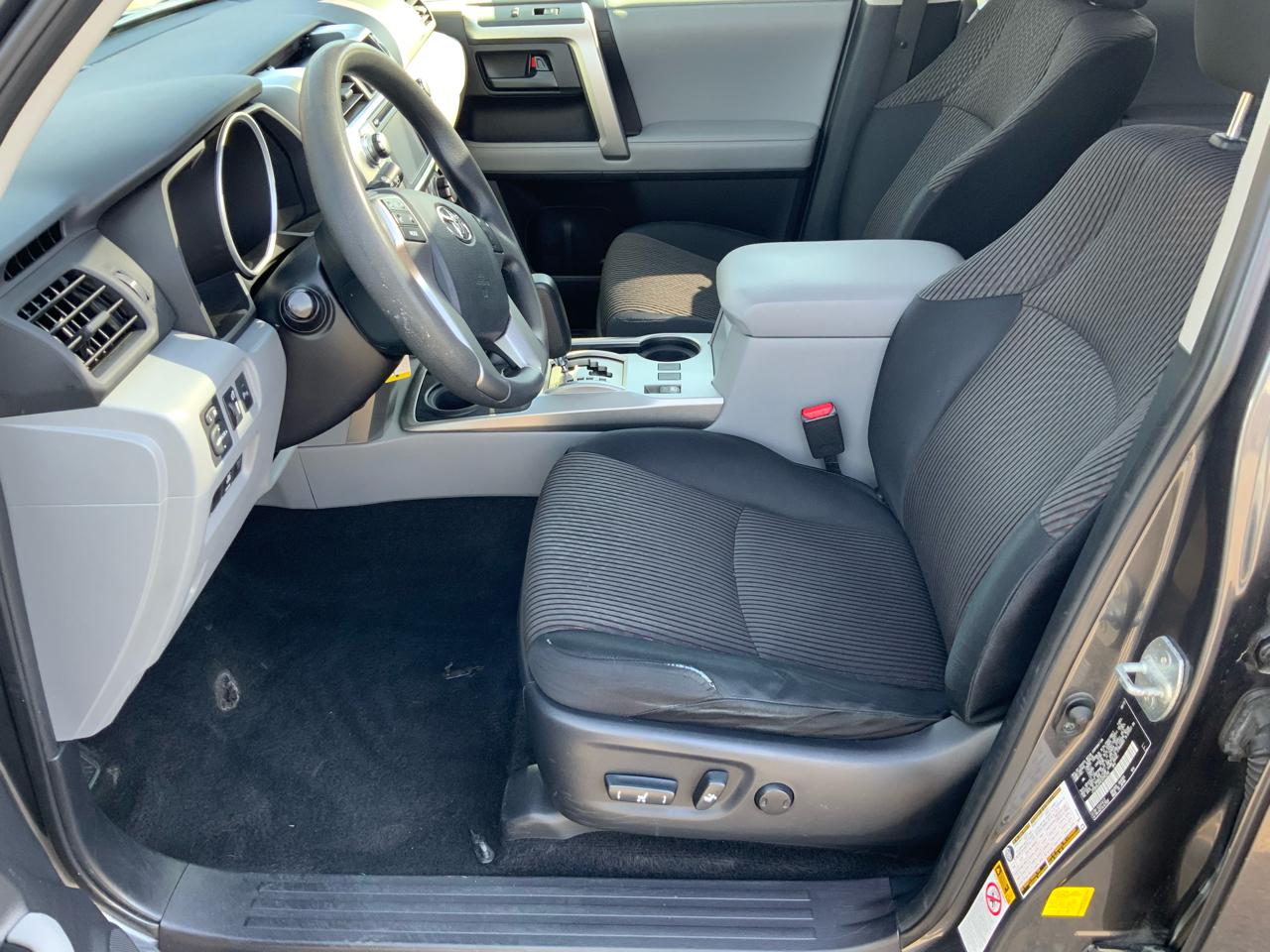 Toyota 4Runner SR5 4WD 2012