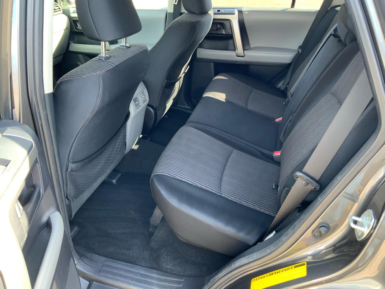 Toyota 4Runner SR5 4WD 2012