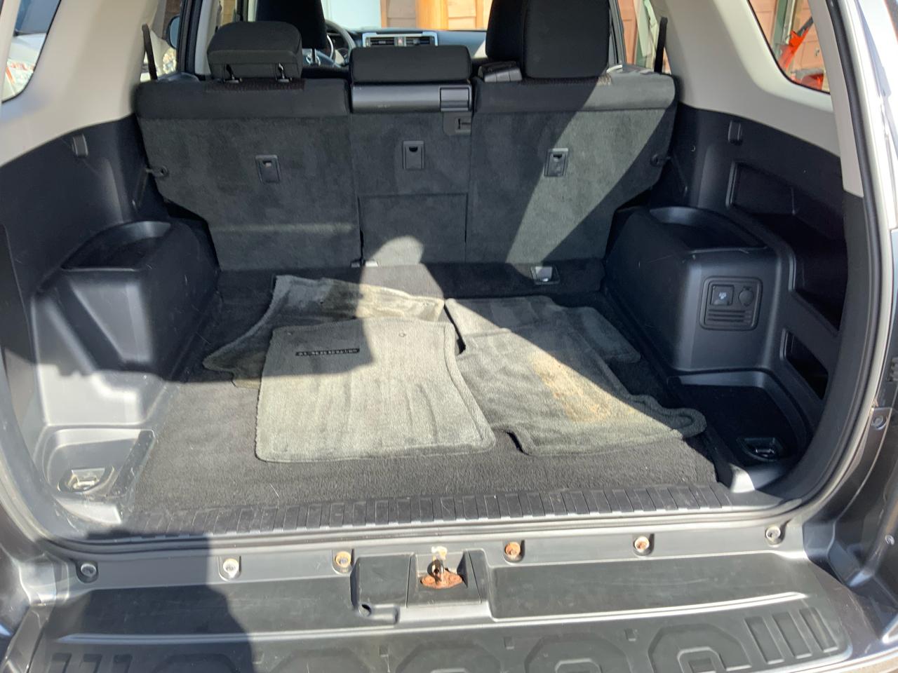 Toyota 4Runner SR5 4WD 2012