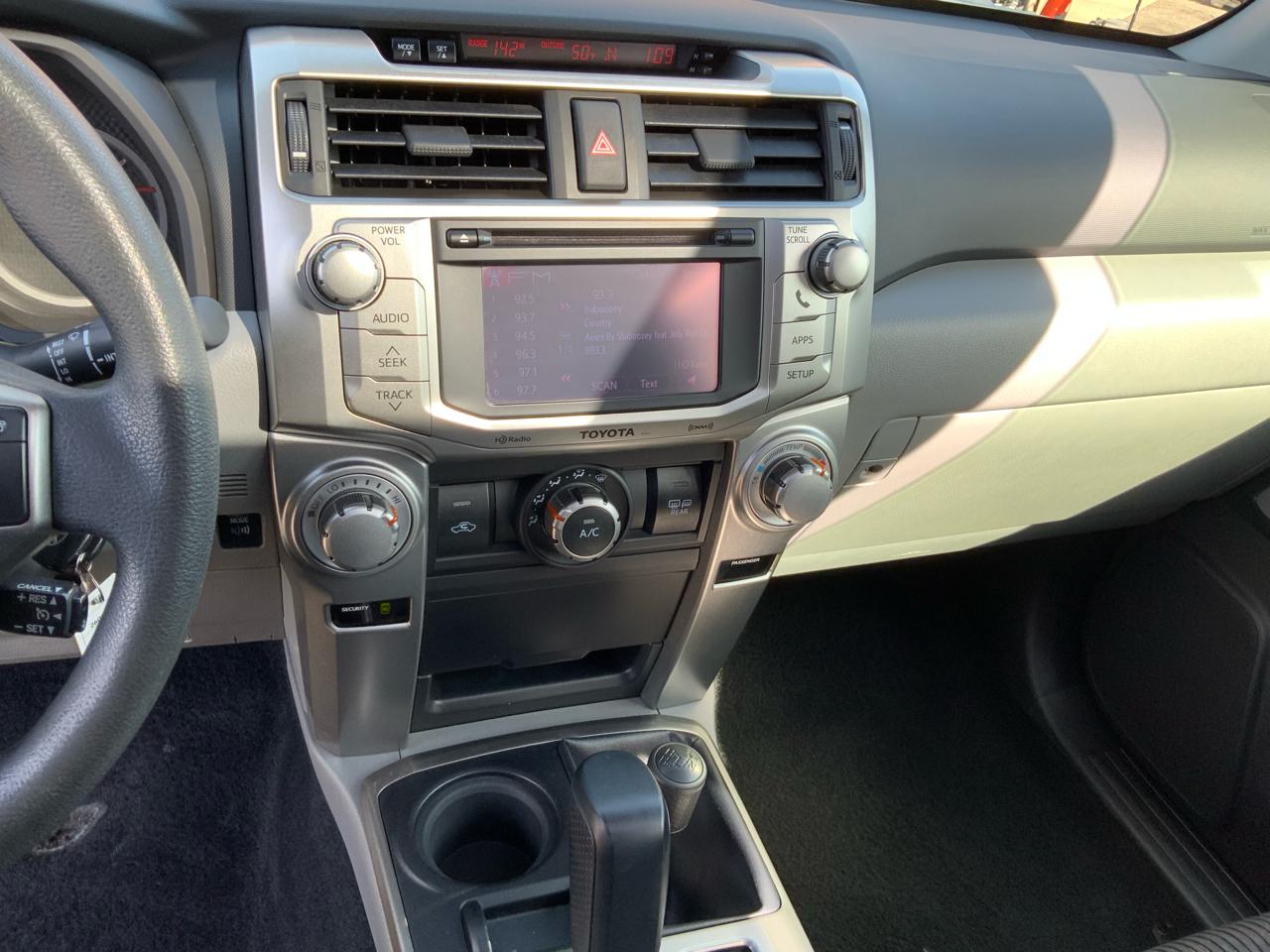 Toyota 4Runner SR5 4WD 2012