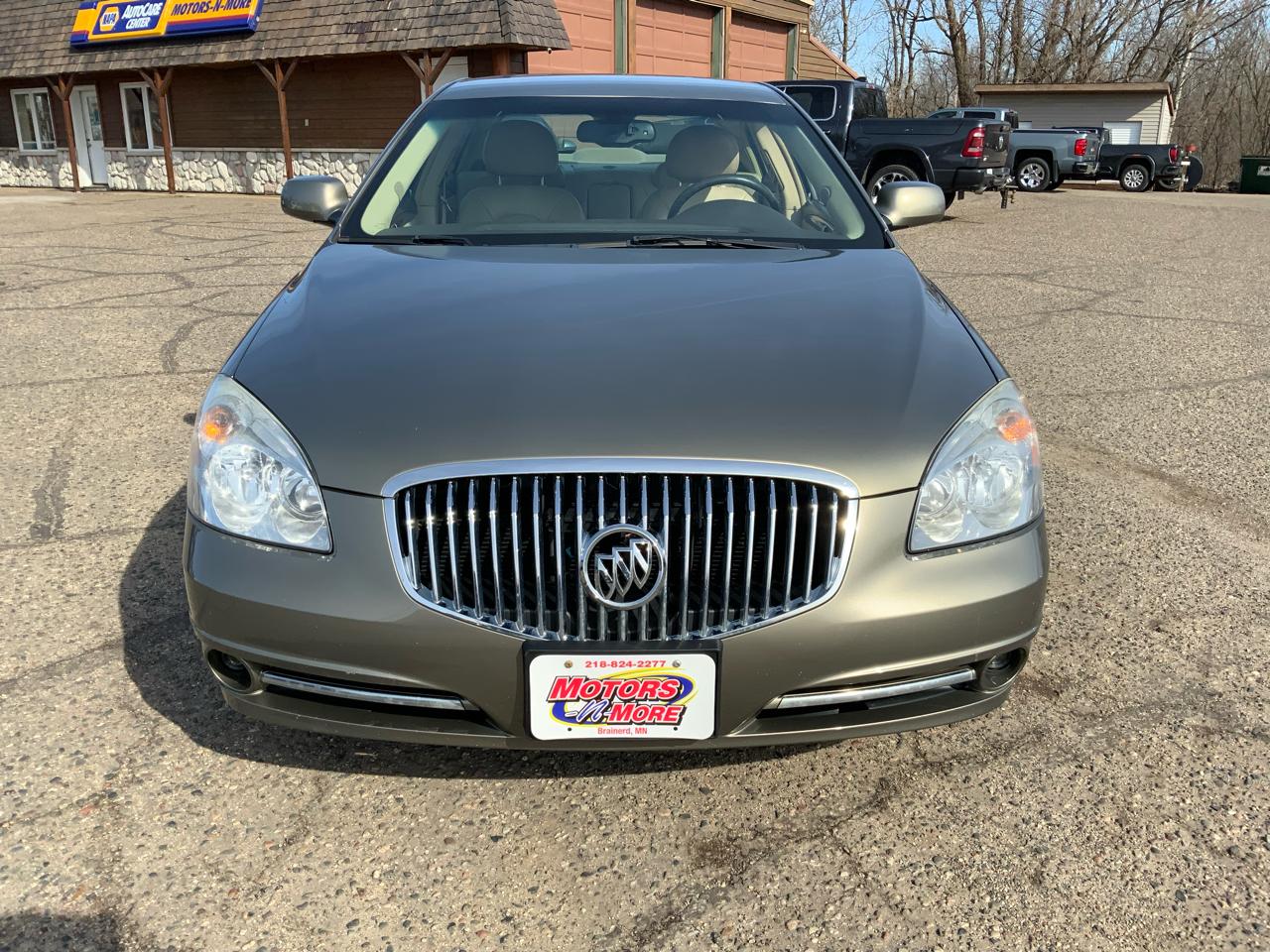 Buick Lucerne CXL 2011