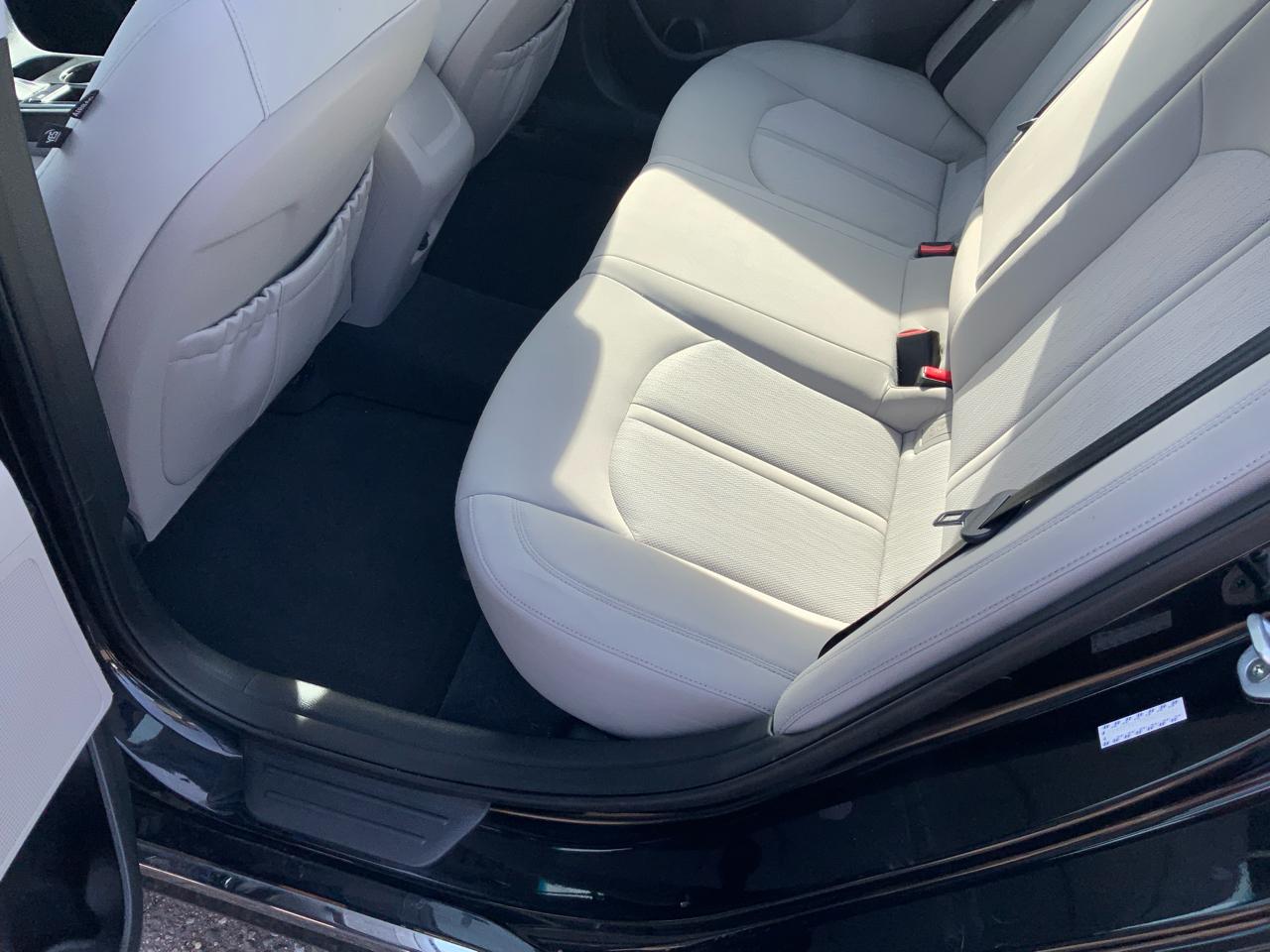 Hyundai Sonata Hybrid Base 2016