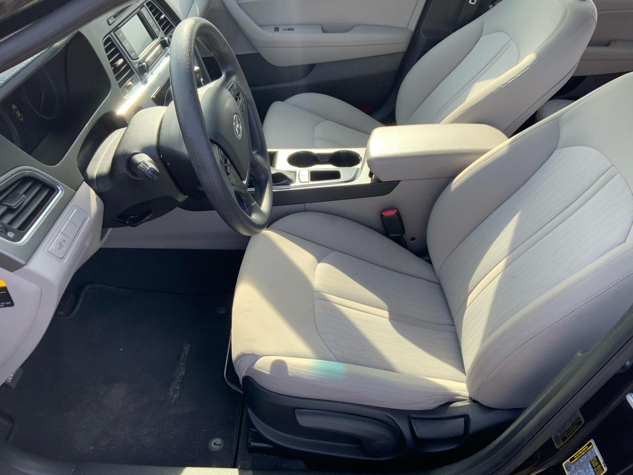 Hyundai Sonata Hybrid Base 2016