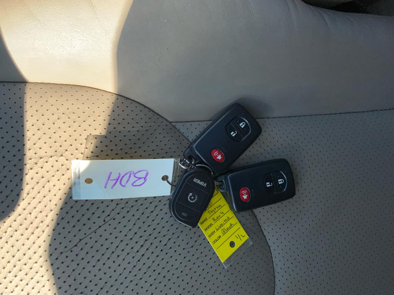 Toyota RAV4 Limited I4 4WD 2011