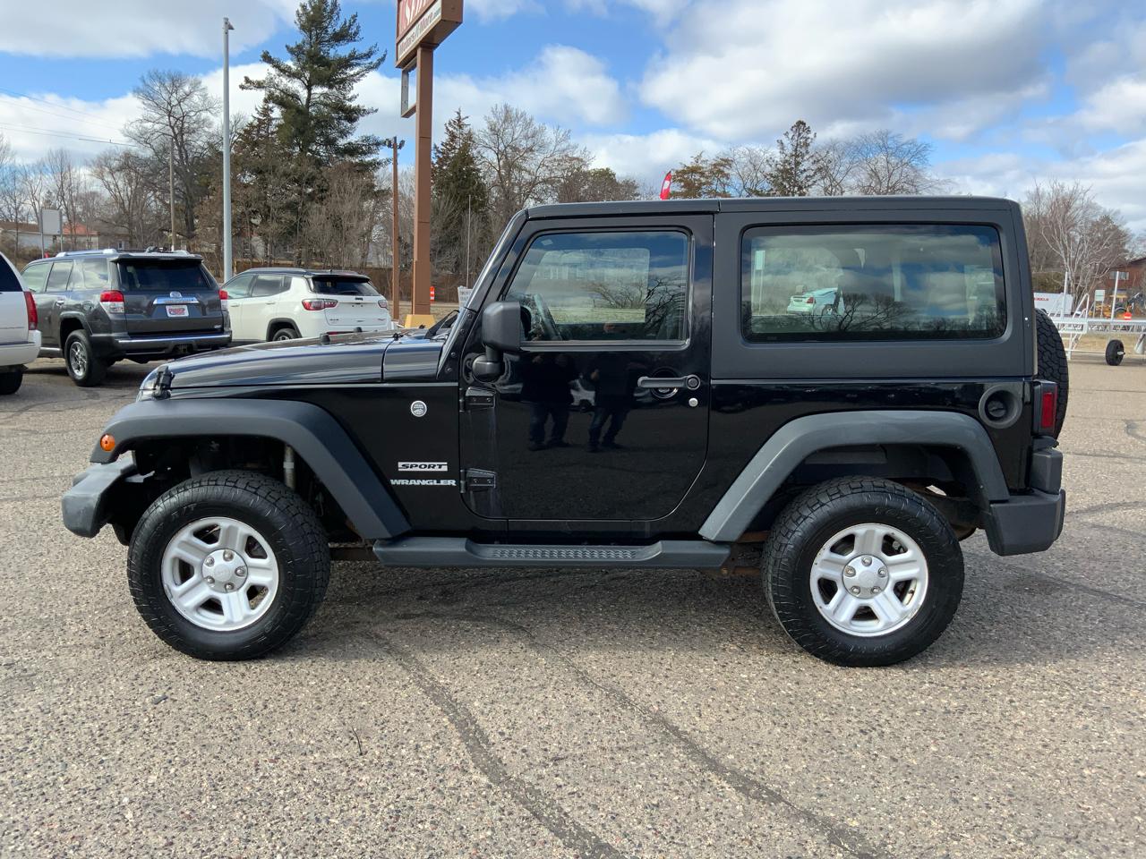 Jeep Wrangler Sport 4WD 2014