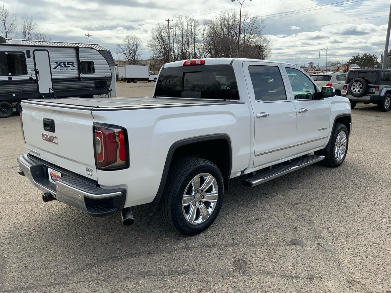 GMC Sierra 1500 SLT Crew Cab Short Box 4WD 2018