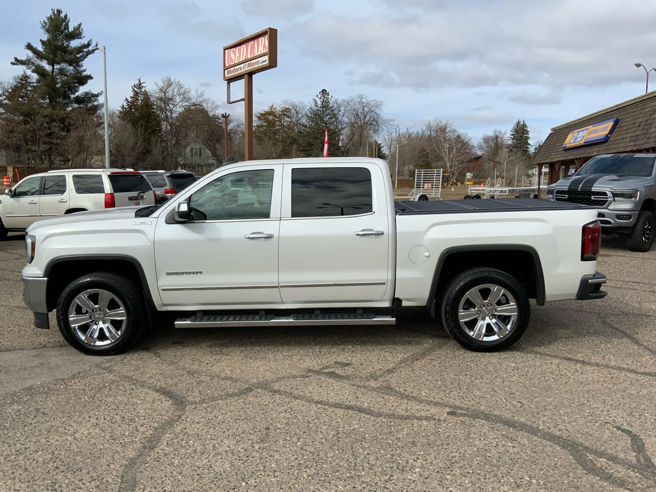 GMC Sierra 1500 SLT Crew Cab Short Box 4WD 2018