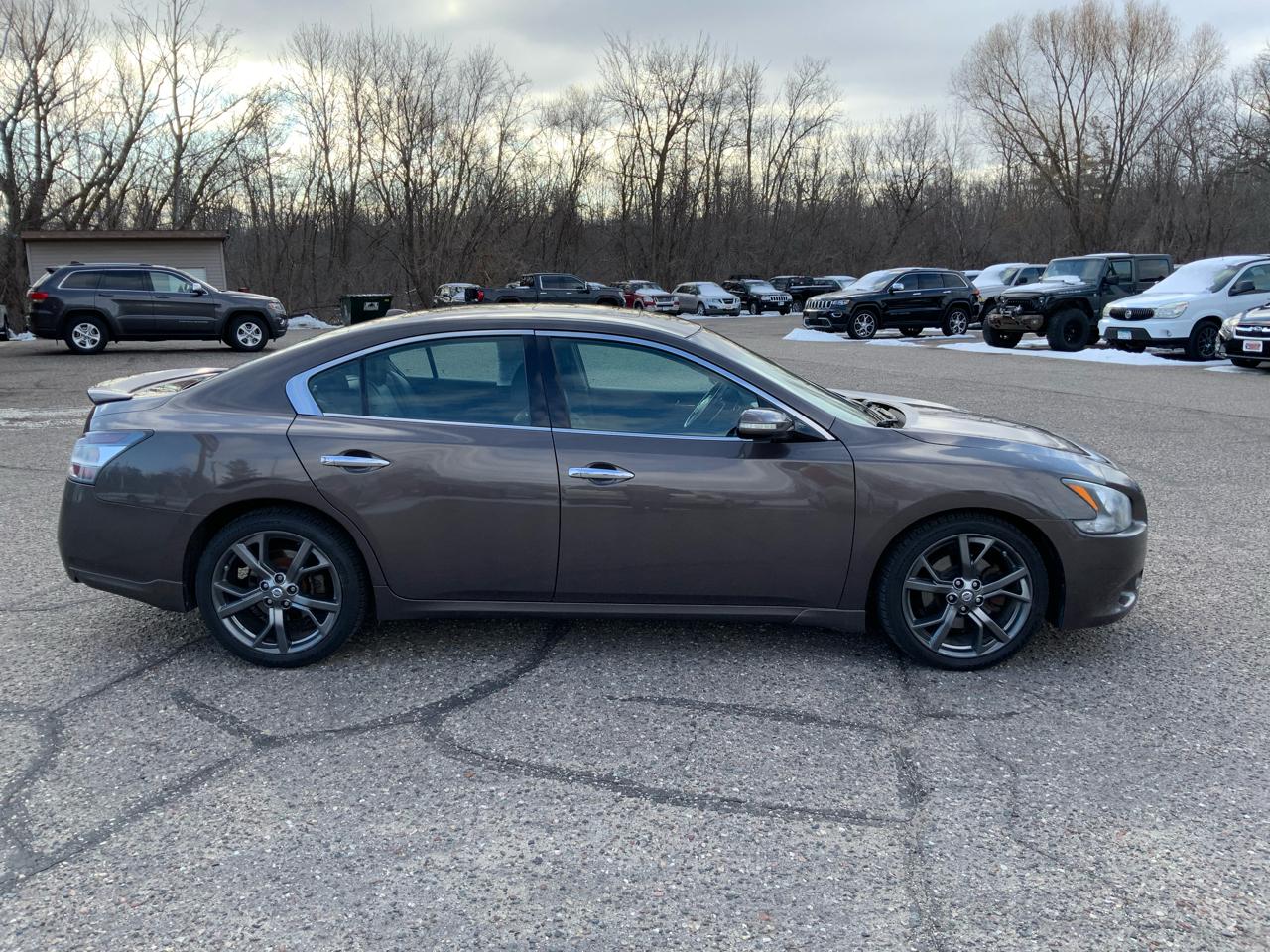 Nissan Maxima 4dr Sdn V6 CVT 3.5 SV w/Premium Pkg 2013