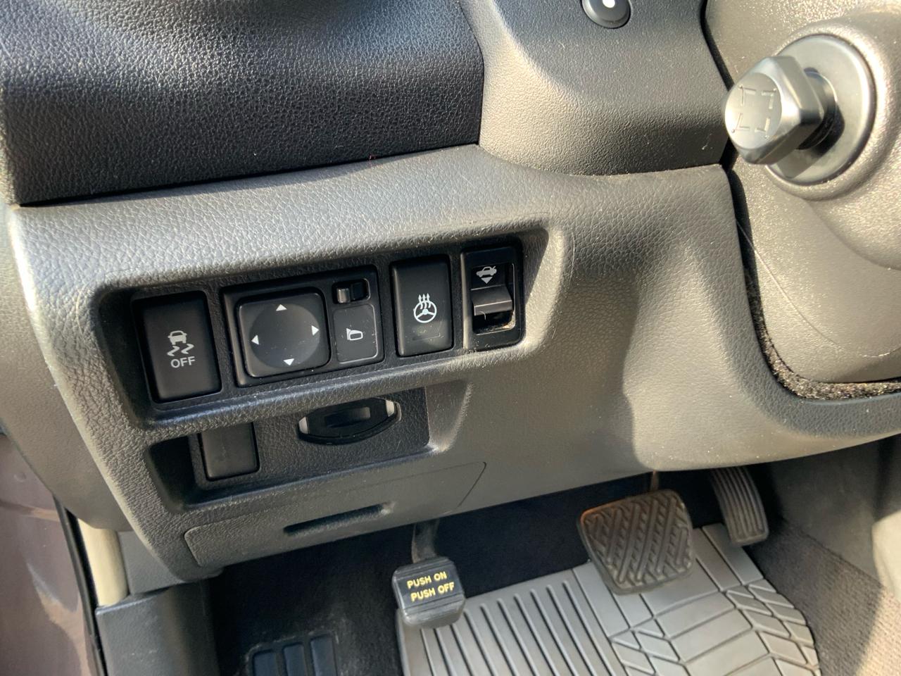 Nissan Maxima 4dr Sdn V6 CVT 3.5 SV w/Premium Pkg 2013