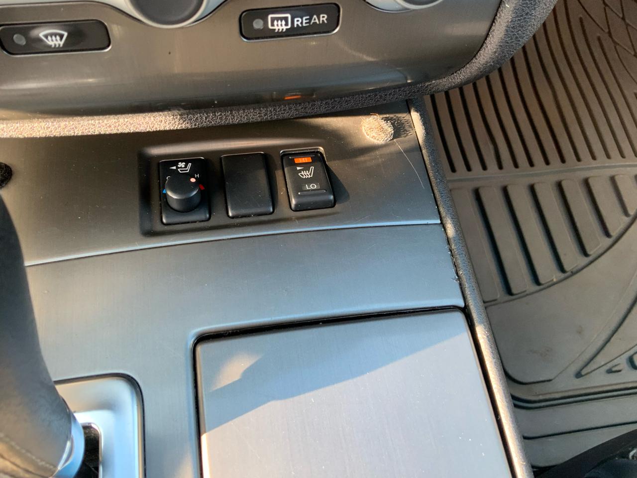 Nissan Maxima 4dr Sdn V6 CVT 3.5 SV w/Premium Pkg 2013