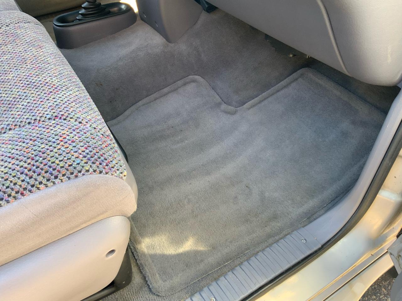 Dodge Ram 1500 Quad Cab Short Bed 4WD 2001