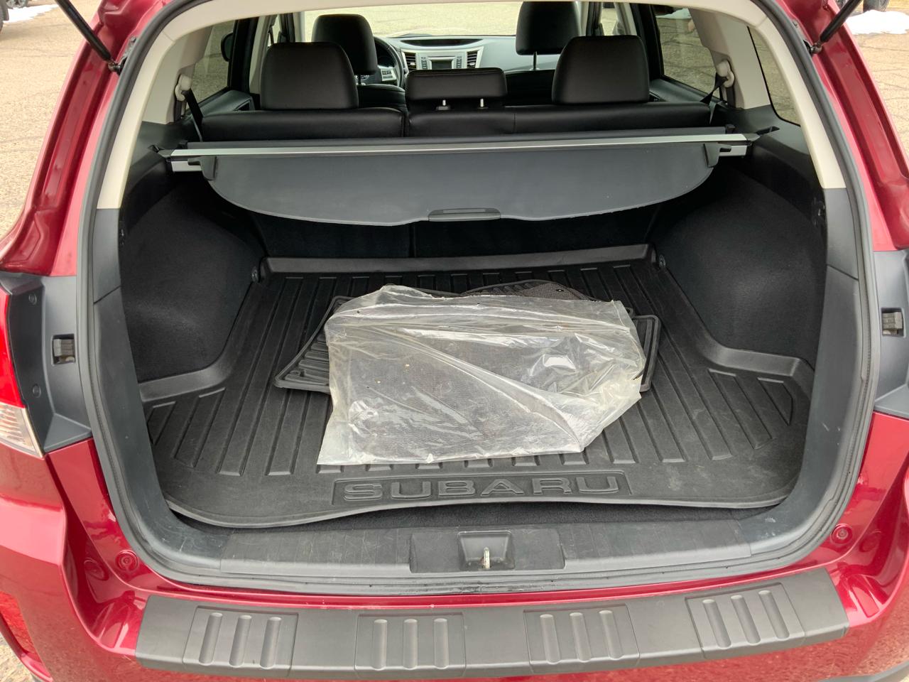 Subaru Outback 3.6R Limited 2013