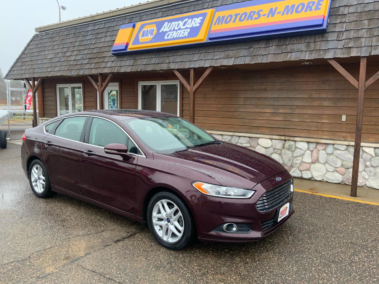 Ford Fusion SE 2013