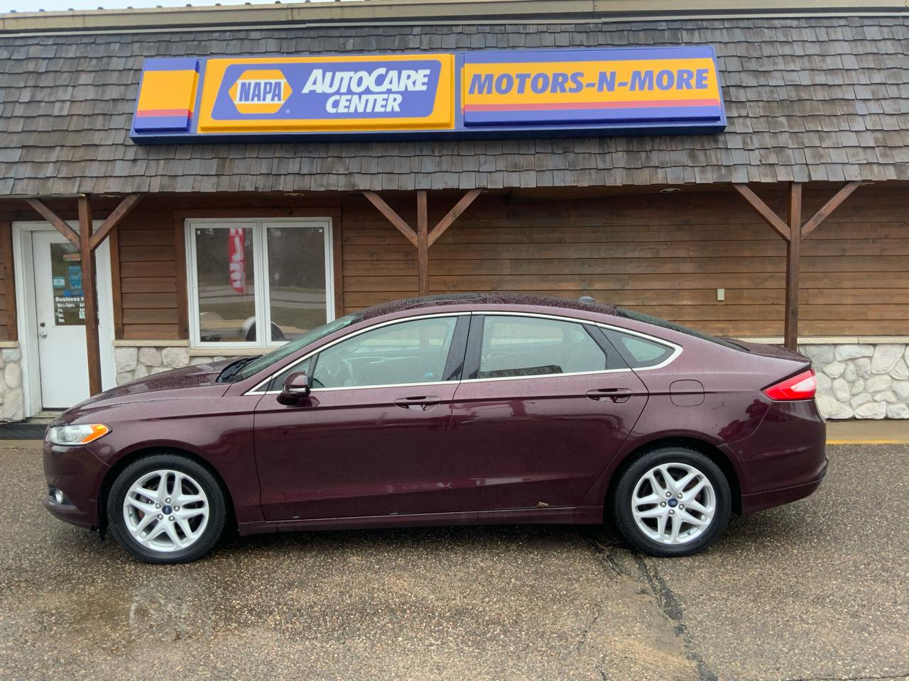 Ford Fusion SE 2013
