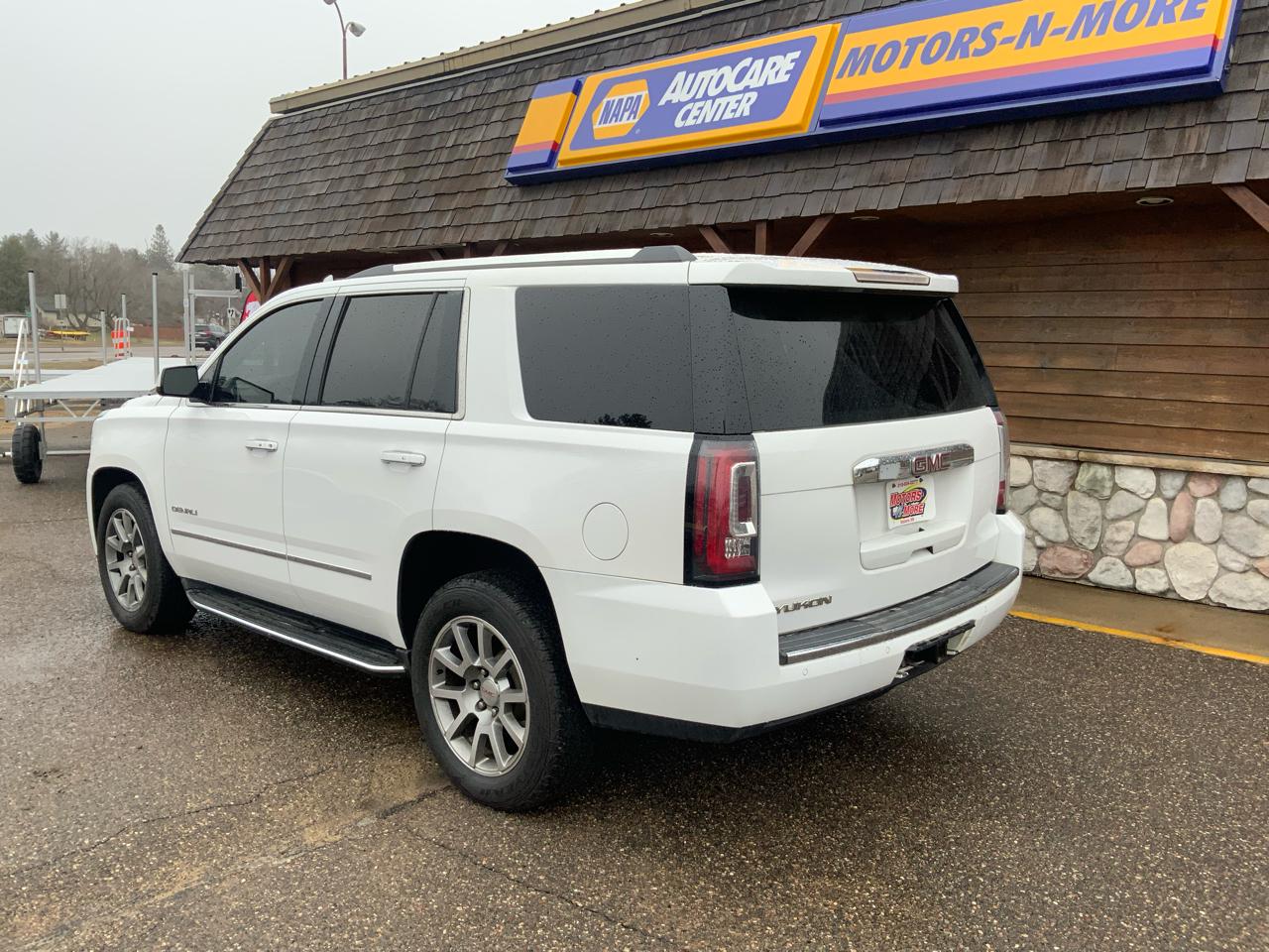 GMC Yukon Denali 4WD 2015