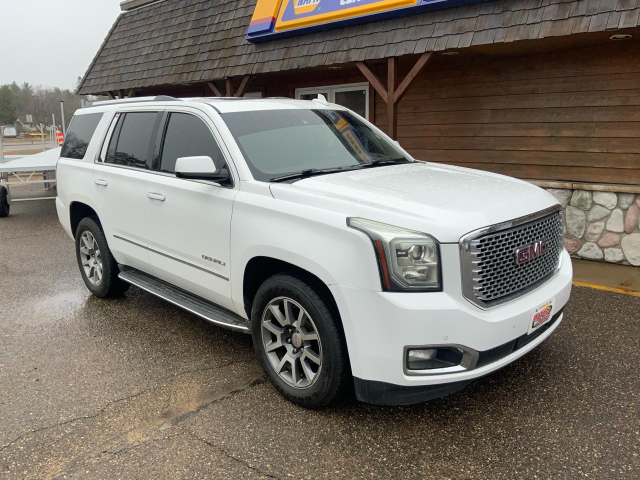 GMC Yukon Denali 4WD 2015