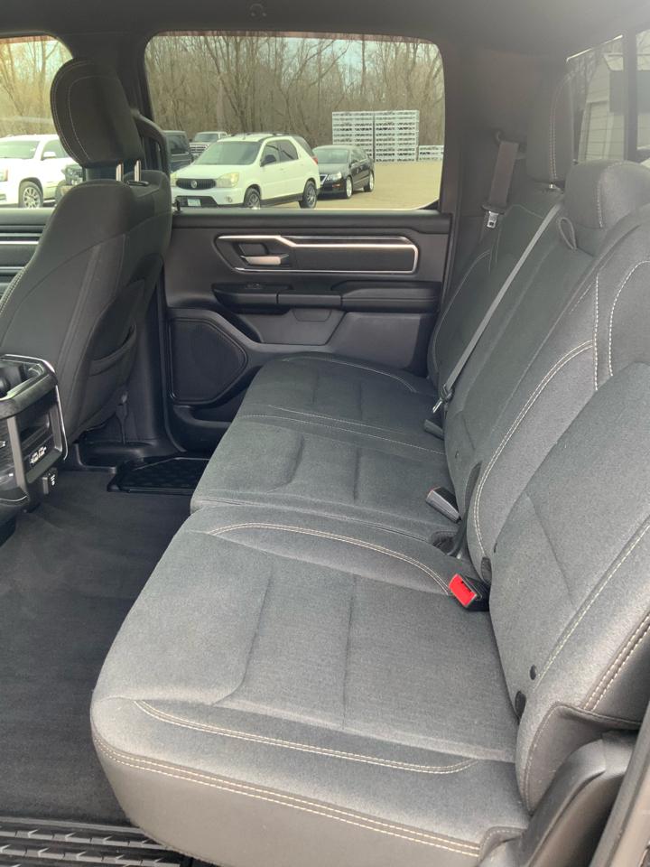 RAM 1500 Big Horn Crew Cab SWB 4WD 2019