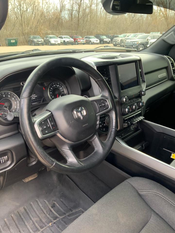 RAM 1500 Big Horn Crew Cab SWB 4WD 2019