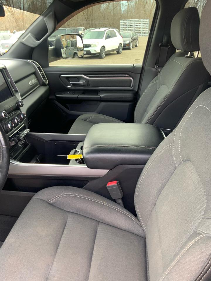 RAM 1500 Big Horn Crew Cab SWB 4WD 2019