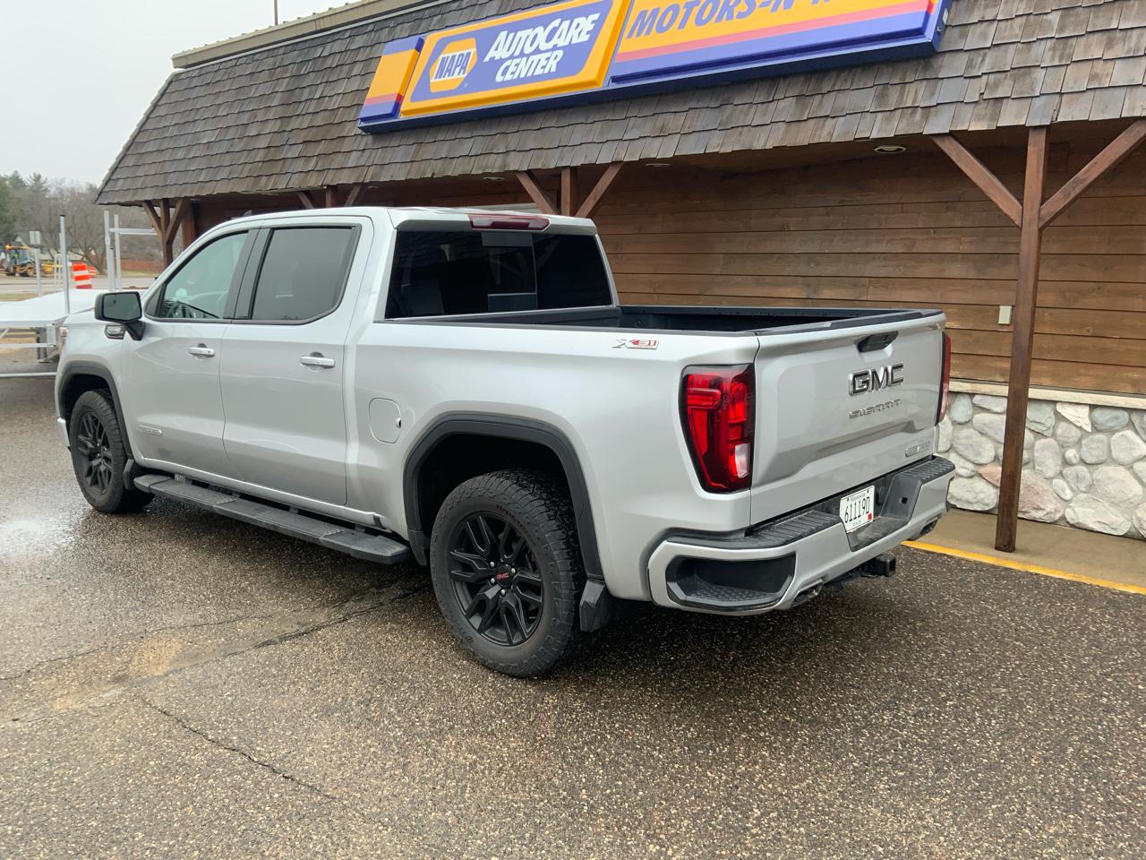 GMC Sierra 1500 Elevation Crew Cab 4WD 2021