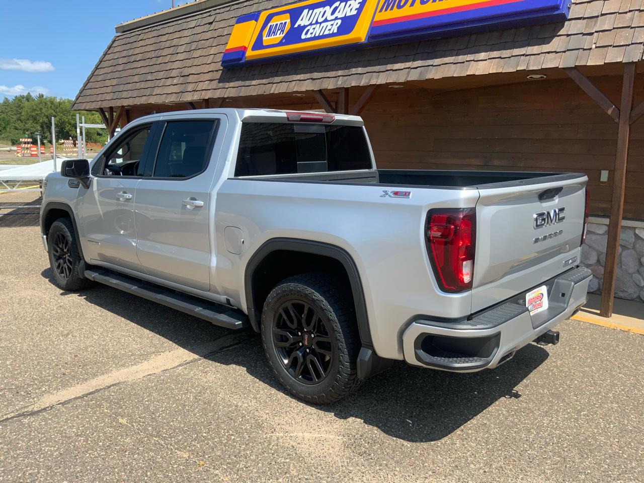 GMC Sierra 1500 Elevation Crew Cab 4WD 2021